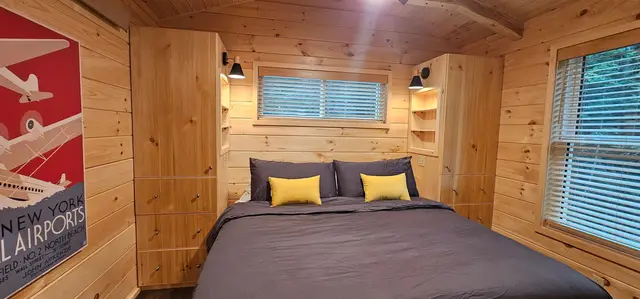 The Aviator, bedroom 1, photo 4