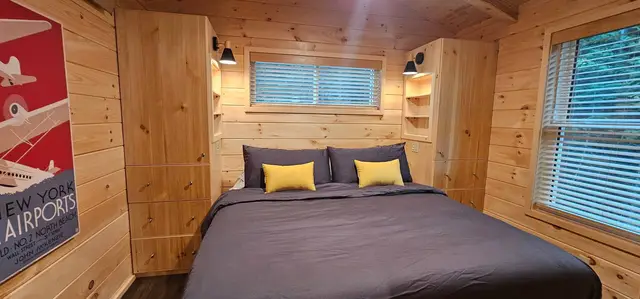 The Aviator, bedroom 1, photo 7