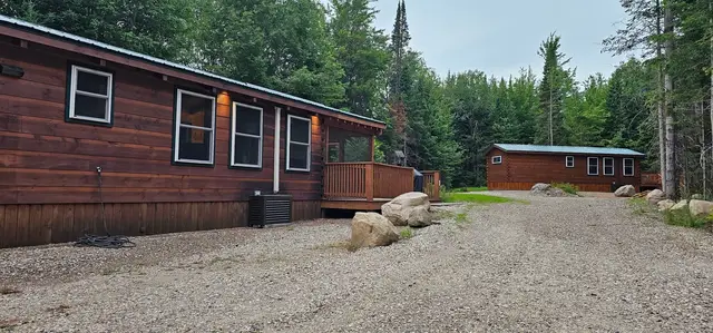 The Aviator, there are two cabins on this property.