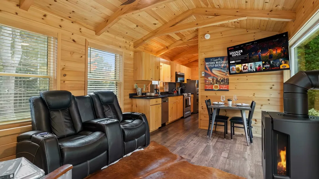 The Aviator's living room: recliners, the Jøtul stove and the kitchen