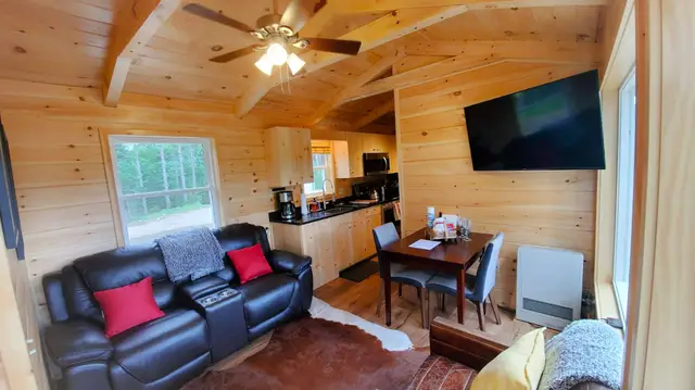 The Modern Tiny Home, living room, photo 4